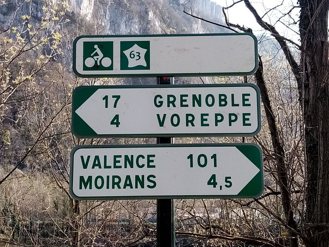 Aire de service cyclo Belle Via Vallée de l'Isère
