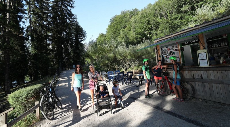 "Le Bois d'Amour" recreation area