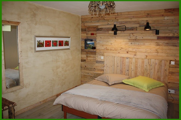 Chambre avec lits jumeaux électriques