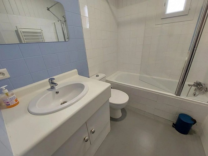 ACACIAS proche de sarlat (12) 2