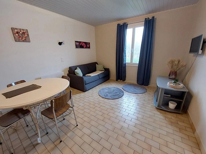 ACACIAS proche de sarlat (15)