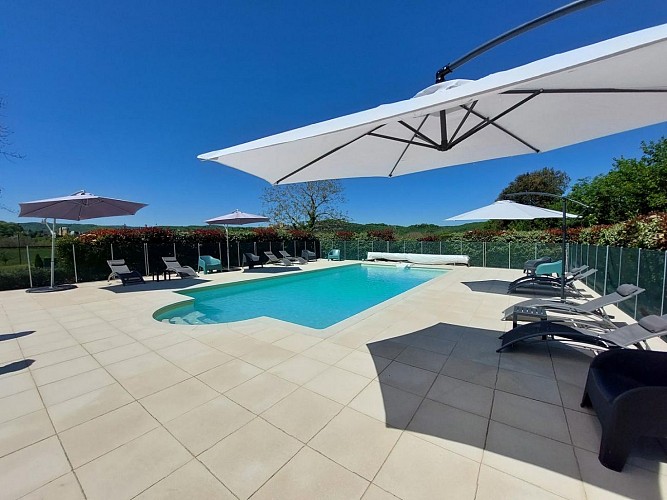 iris crocus piscine proche sarlat (2)