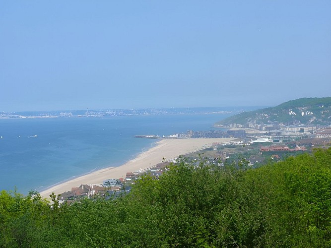 La côte vue du Mont Canisy