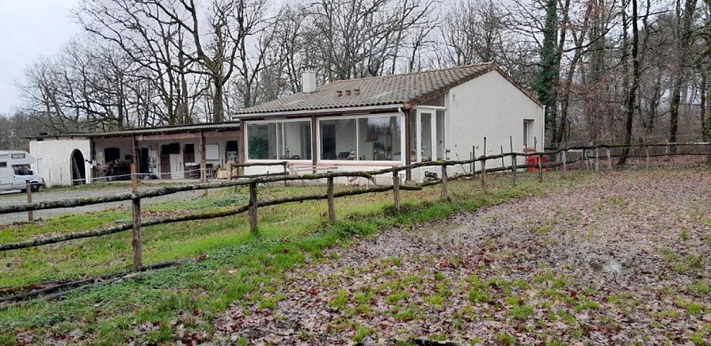 Ferme équestre Les Abrons 9