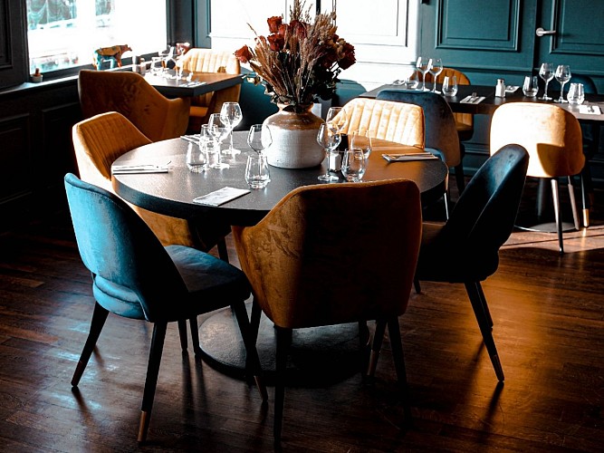 boeuf-and-cow-caen-ambiance