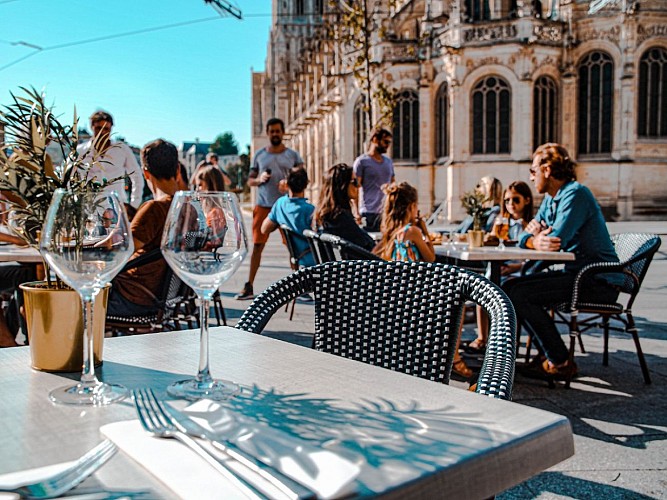 boeuf-and-cow-caen-terrasse