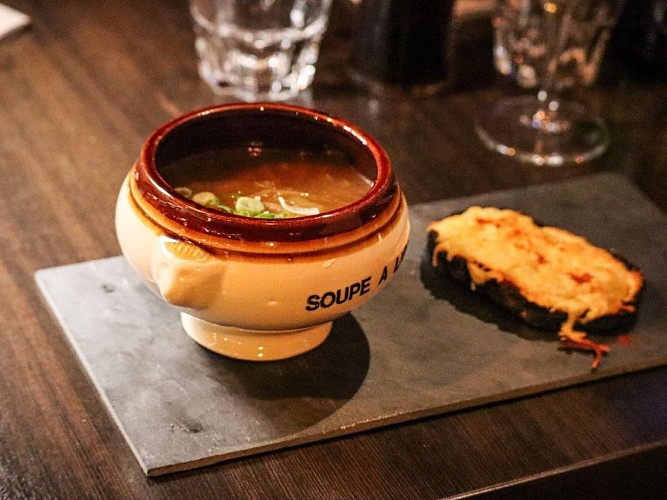 Le Café Forges - Beuvron-en-Auge - La soupe à l'oignon normande