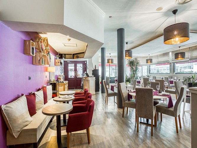 Hotel-restaurant-La-Coupe-dOr-Lisieux-salle