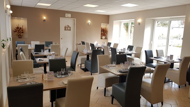 Salle-Resto-2-2
