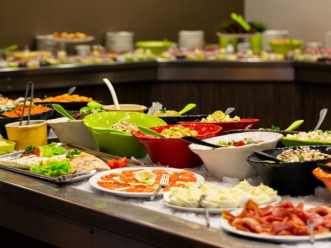 le-patio-buffet-entrees