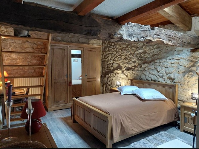 Screenshot_20231218_101223_Chrome~2