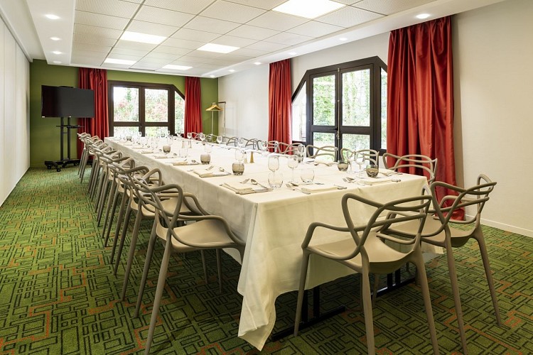 Salon restaurant ibis Styles Lisieux Normandie