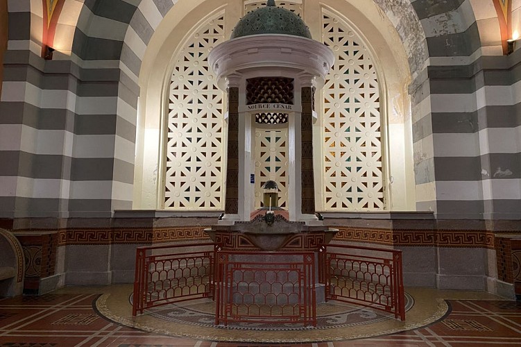 Special group visit to the thermal baths of Le Mont-Dore