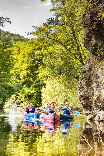Canoeing on the Sioule - Aqua Canoë