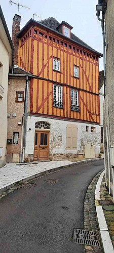 Balade en famille dans et autour de St Florentin...