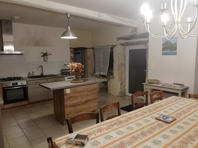 Gîte à la Ferme de la Chèvrerie des Sources 47 - cuisine1