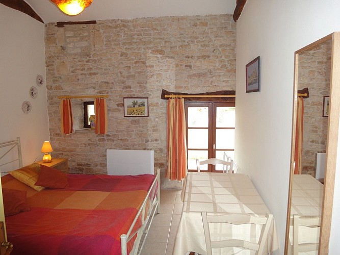 Chambre 1 lit 2 personnes 2,00 m x 1,60 m