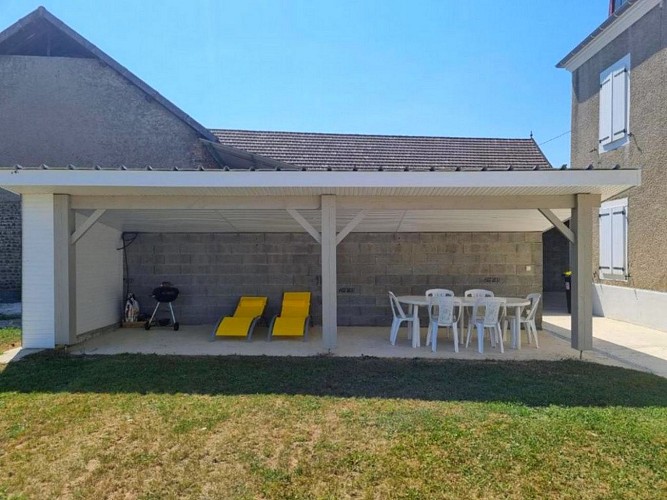 Maison Lou Milhoc extérieur