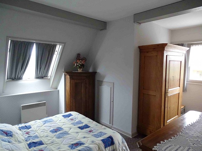 Meublé Sarah - 3 pers. -  Jean-Victor THEILLER