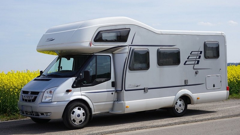 Aire de stationnement pour camping-car