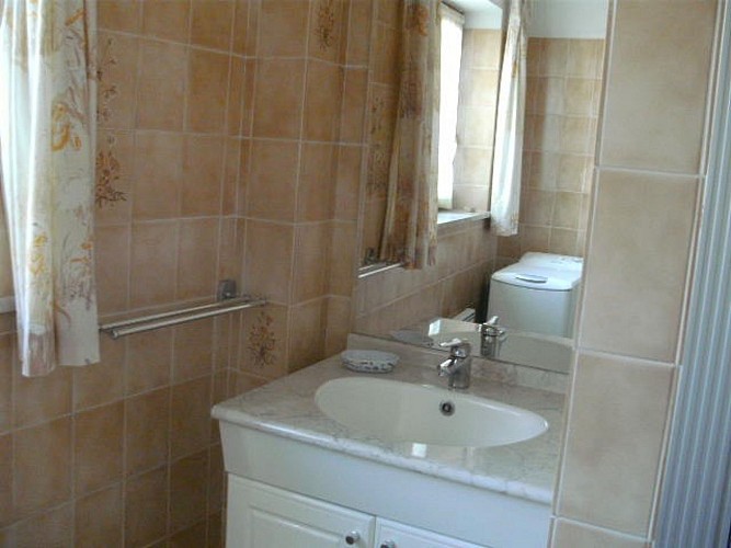 Meublé - Madame MOREL