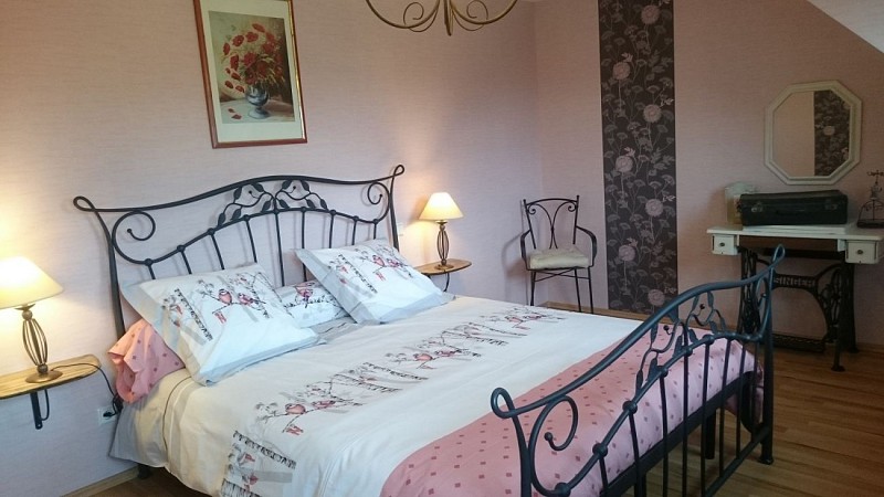 Meublé Côté Cépages - Suzanne BUTTERLIN