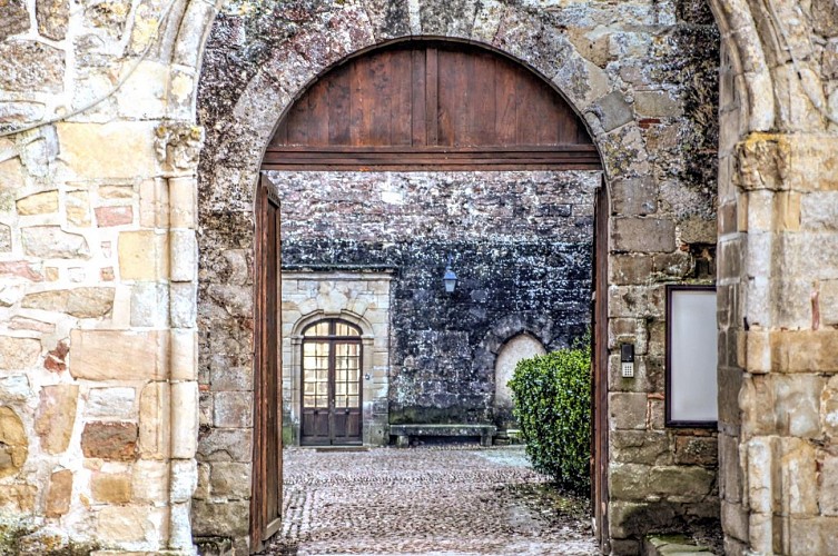 16992204_665035480369715_1161189554847994487_o