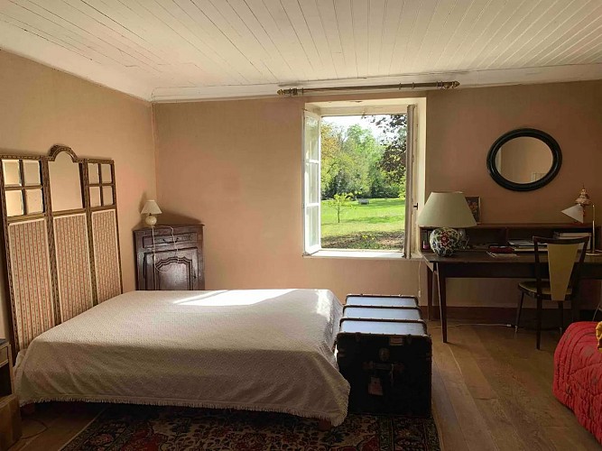 la jeannotte-ray-sur-saone-(7)-chambre rose