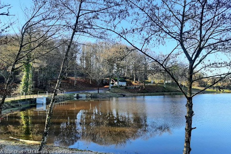 Plan d’eau de Meilhards