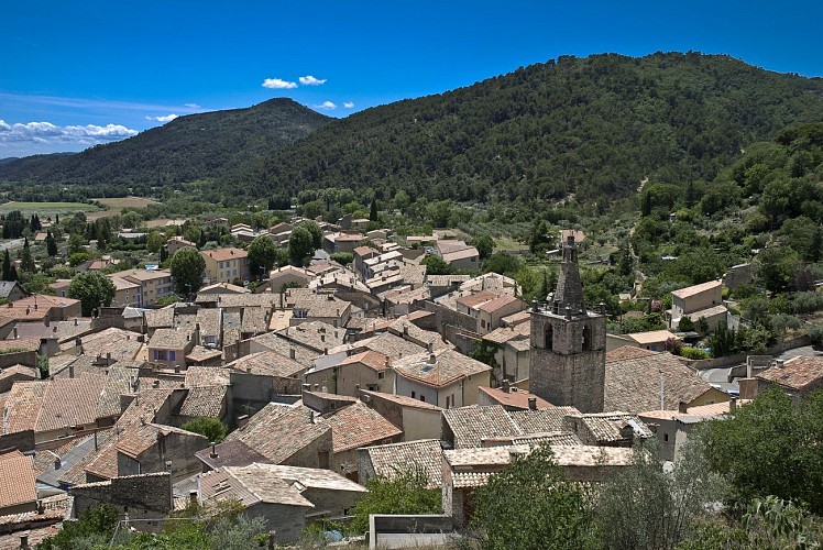 Peyruis village