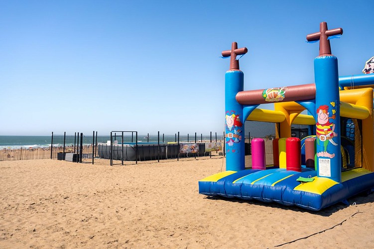 Club de plage Les petits Mailhouns