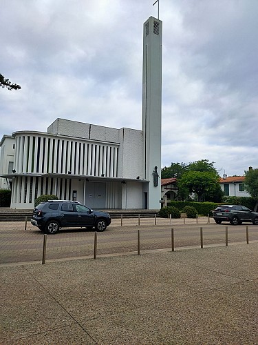 Eglise Notre-Dame-des-FLots