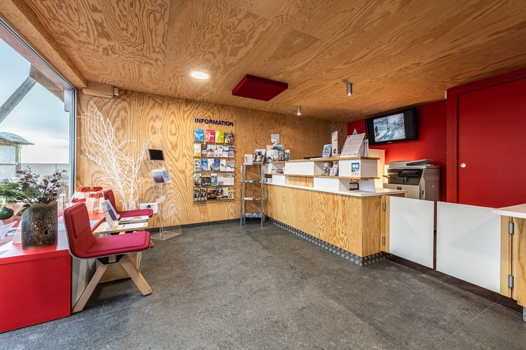 Arc 1600 Tourist Office