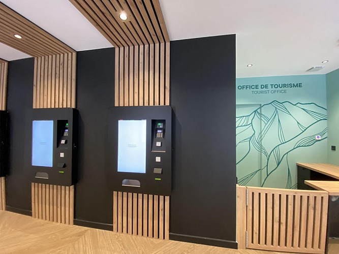 Arc 1950 Tourist Office