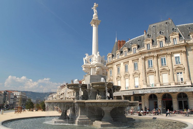 La Fontaine Monumentale