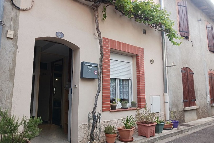 PORTET SUR GARONNE: MAISON DE VILLE POUR 3 PERSONNES, PROCHE DE TOULOUSE