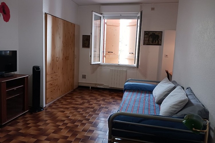 PORTET SUR GARONNE: MAISON DE VILLE POUR 3 PERSONNES, PROCHE DE TOULOUSE