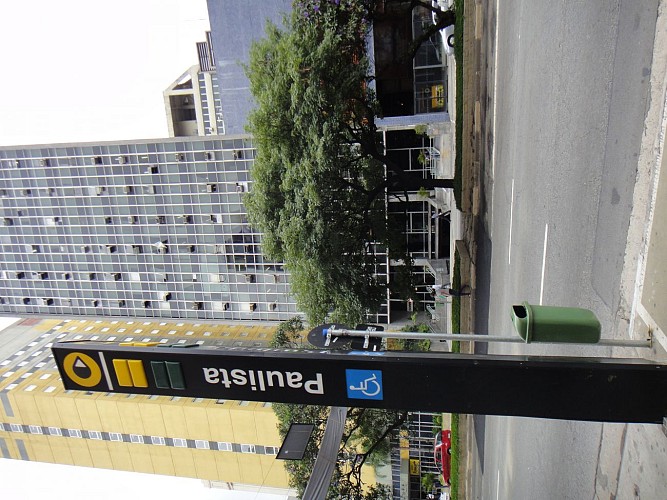 Arrivée métro Paulista