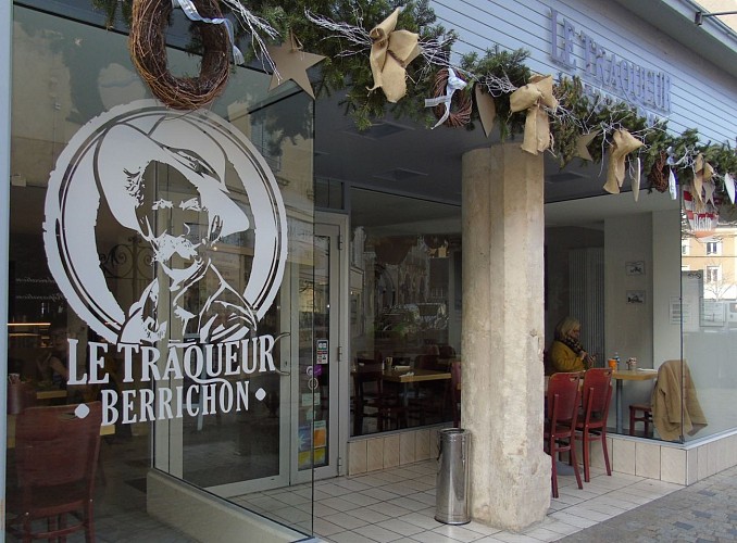 Le-traqueur-berrichon---facade