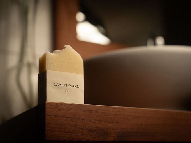 Savon Yvard