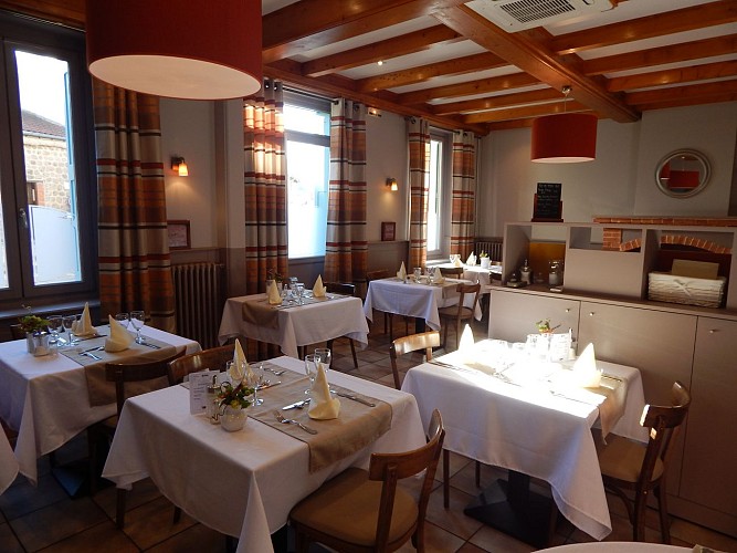 Restaurant Le Dolmen –  Traditionelle Küche (und Hotel)