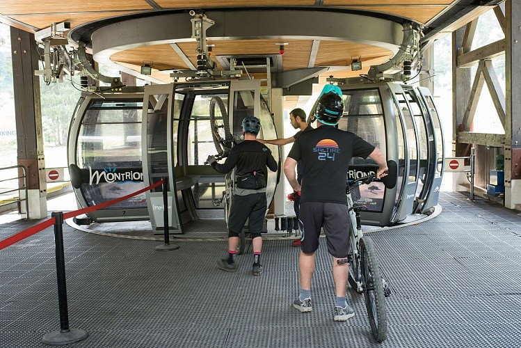 Ardent Gondola Lift