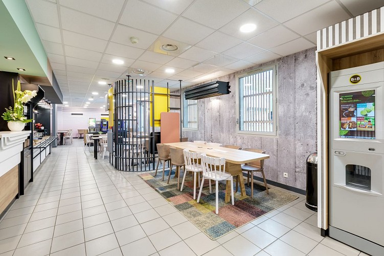 B&B LILLE CENTRE GRAND PALAIS - Lobby