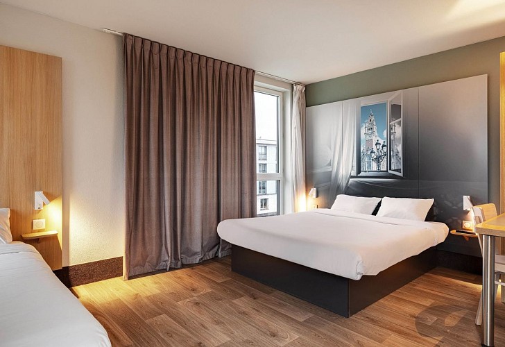 B&amp;B LILLE TOURCOING CENTRE - Chambre Triple