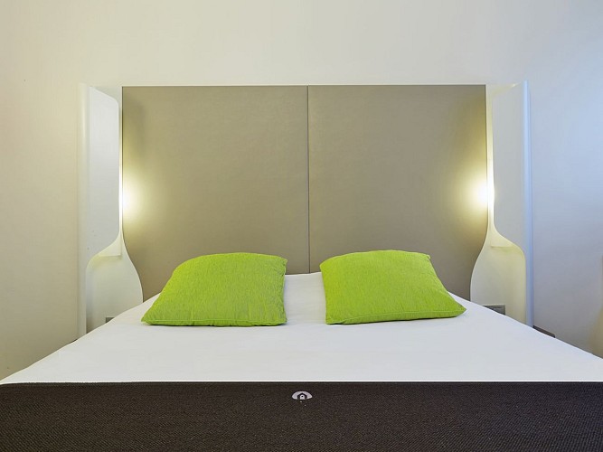 CAMPANILE LILLE EURALILLE - Chambre Double