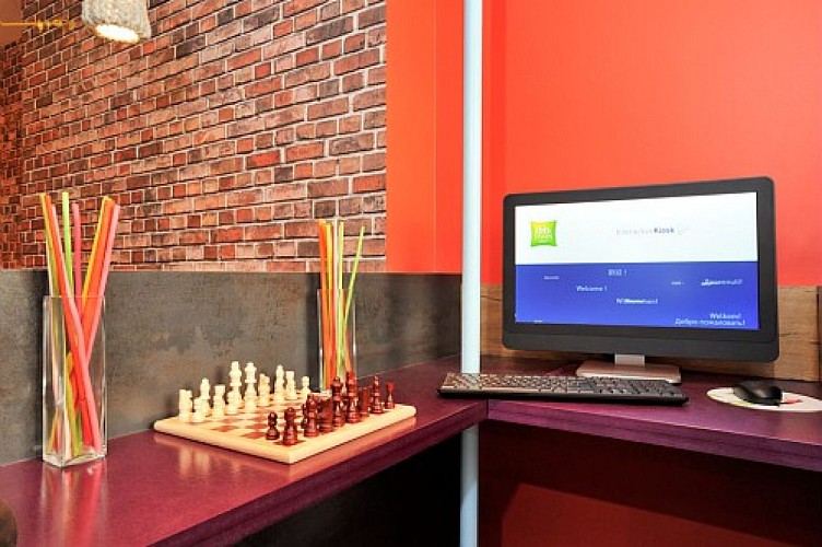 IBIS STYLES LILLE CENTRE GRAND PLACE - Business Corner