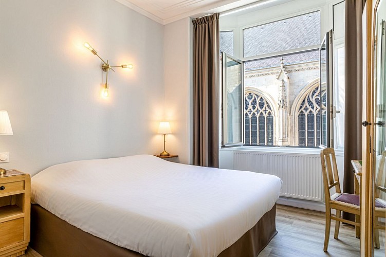 HÔTEL SAINT-MAURICE - Chambre confort