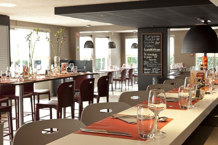 CAMPANILE LILLE NORD WASQUEHAL - Restaurant