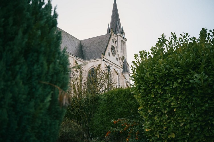 Extérieur église de Bouvines