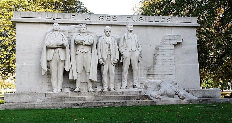 MONUMENT DES FUSILLES LILLOIS